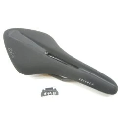 Fizik Arione R1