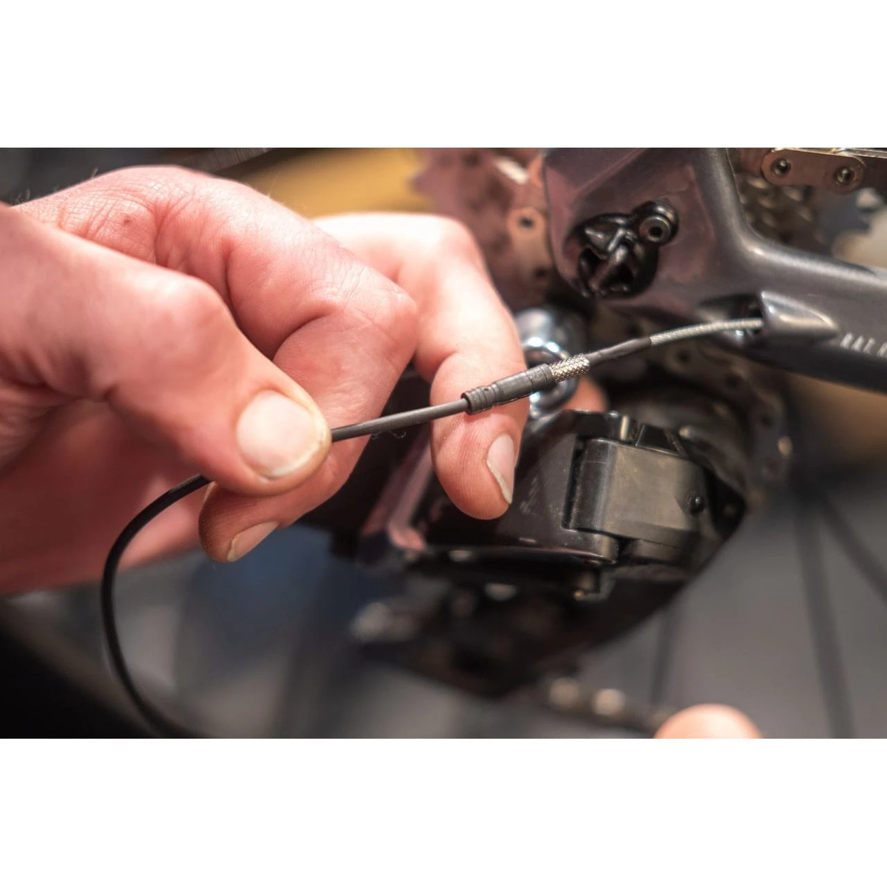 BBB Cableguideset - Kabelführungssatz Für Interne Kabel 6 BBB Cableguideset - Kabelführungssatz Für Interne Kabel – Bild 4