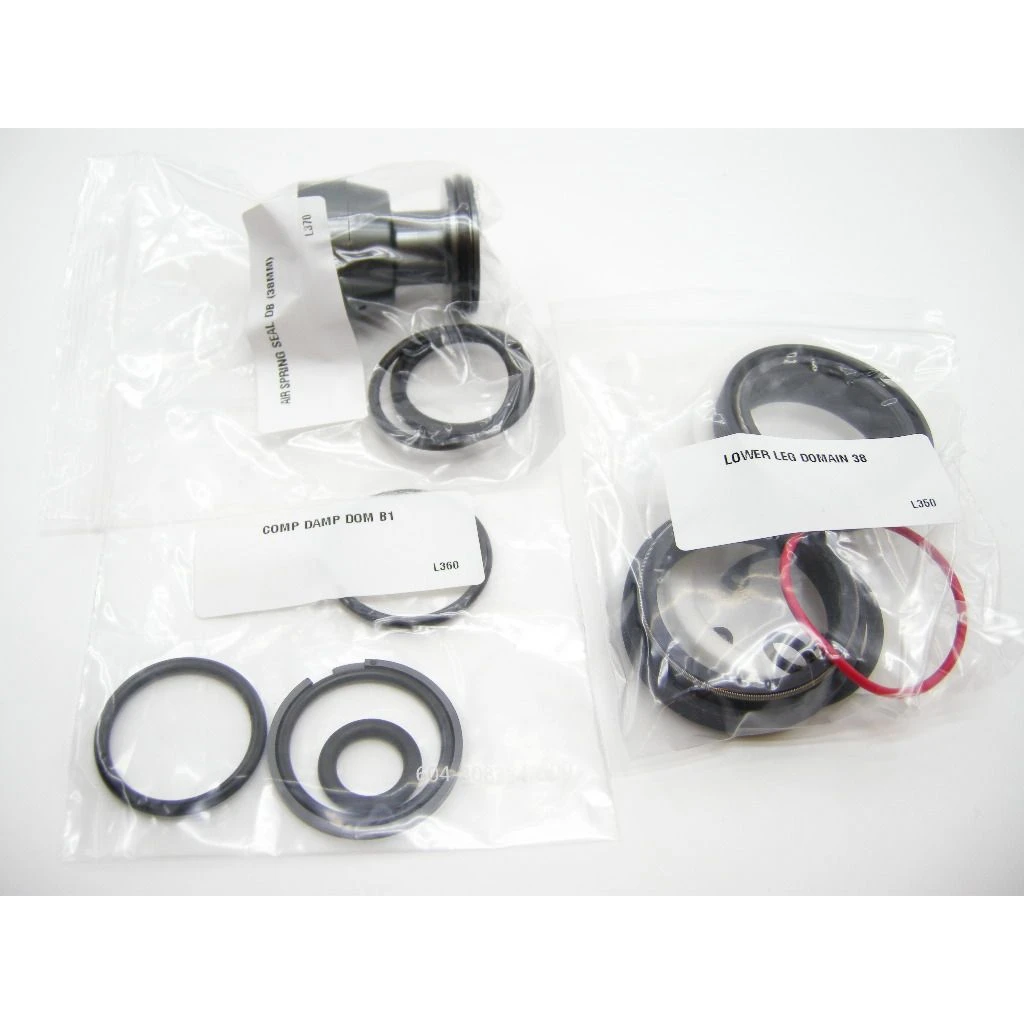Sram Service Kit - 200h / 1 Year Service, DOMAIN R/RC B1+ (2022+) 3 Sram Service Kit - 200h / 1 Year Service, DOMAIN R/RC B1+ (2022+)